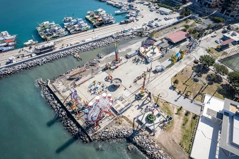 Marine coastal project pipeline with rubber lined valves for seawater transport